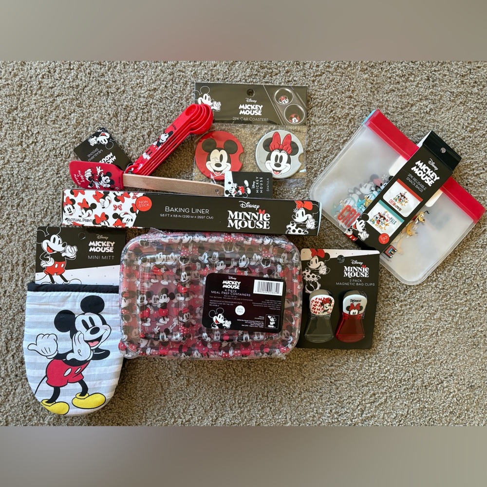 (8) Disney Mickey Mouse Kitchen Accessory Set in Red, Black, White